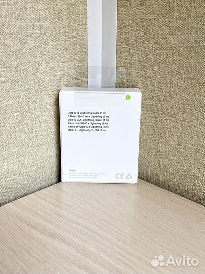 Кабель для зарядки iPhone USB-C - Lightning 1 метр