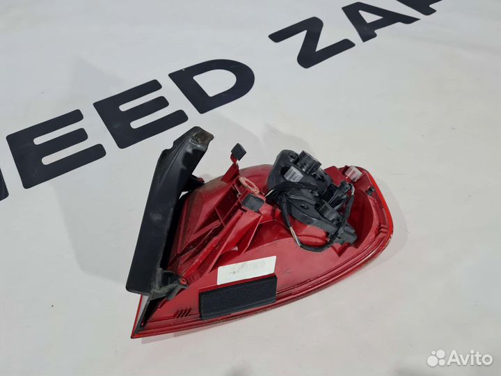 Фонарь задний наружный левый Audi A4 B8