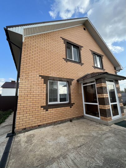 Таунхаус 130 м² на участке 4 сот.