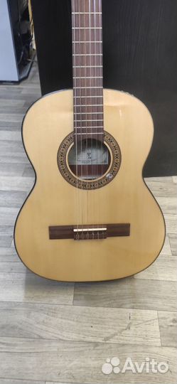 Гитара cremona