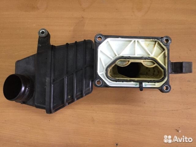 Воздуховод компрессора Тигуан 1,4 03C145755J