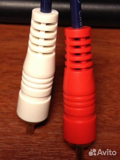 Кабель 2RCA-2RCA новый Япония