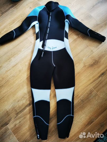 Гидрокостюм женский размер М