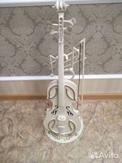 Скрипка металлическая декоративная дизайнерская