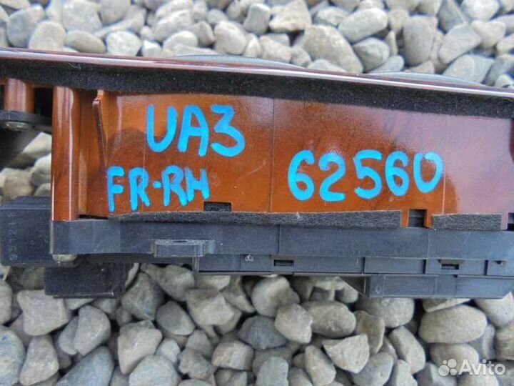 Блок упр. стеклоподьемниками Honda Inspire UA3