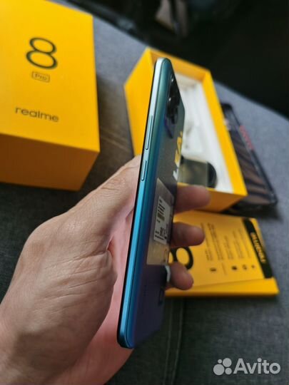 realme 8 Pro, 6/128 ГБ