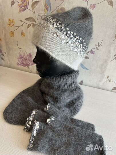 Комплект шапка бинни, снуд-уголок, митенки