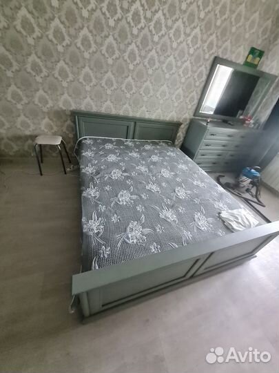 Спальный гарнитур бу