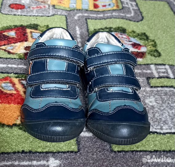 Кроссовки кеды