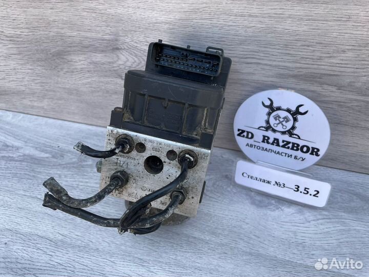 Блок управления ABS Passat 8e0614111ab