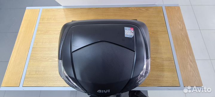 Центральный кофр givi V56NNT monokey maxia4