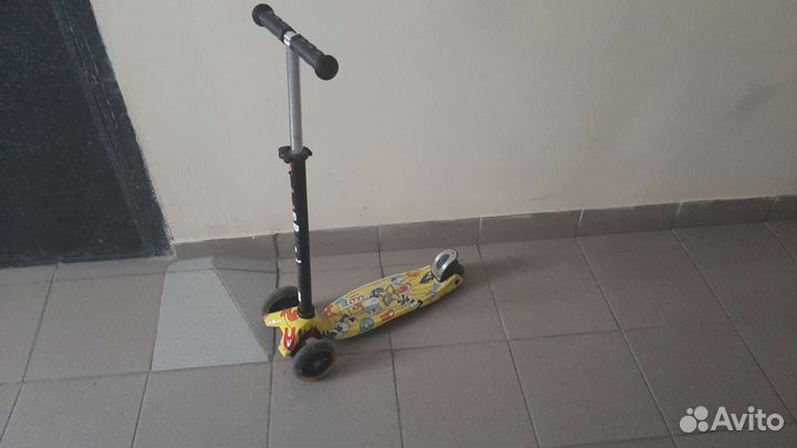 Самокат детский трехколесный