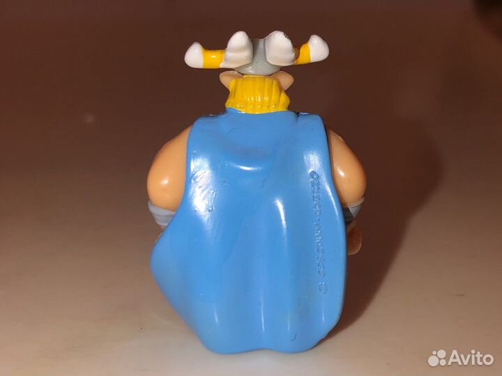 Киндер сюрприз игрушка Обеликс