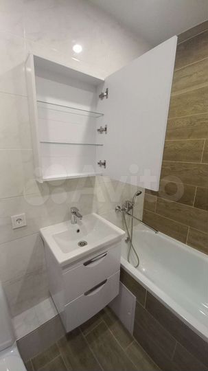 1-к. квартира, 38 м², 8/10 эт.