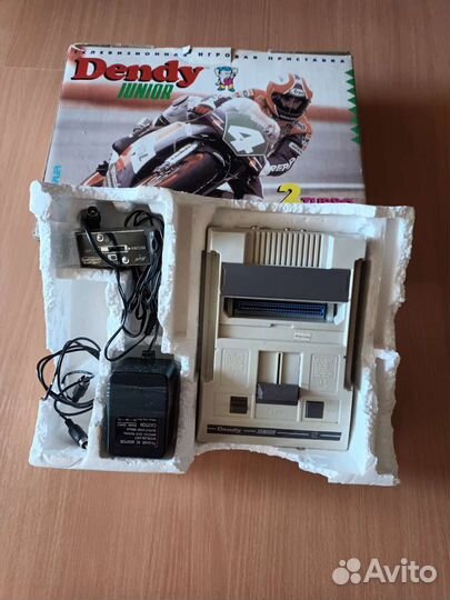 Пылесос Philips и приставка Dendi на разбор