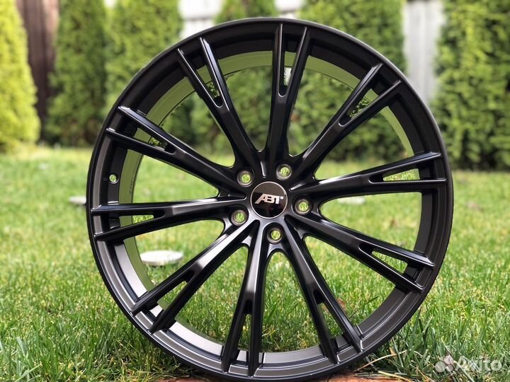 Новые диски на Audi R21