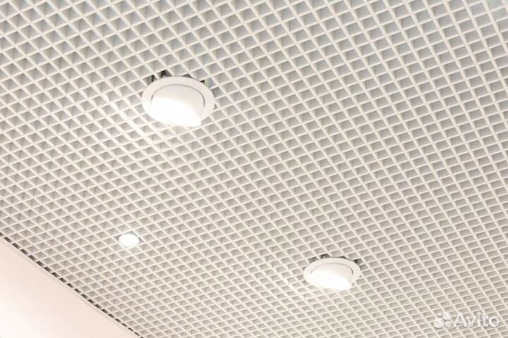 Потолок подвесной Грильято цвет:белый