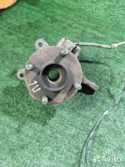 Кулак поворотный передний левый Ford Fusion