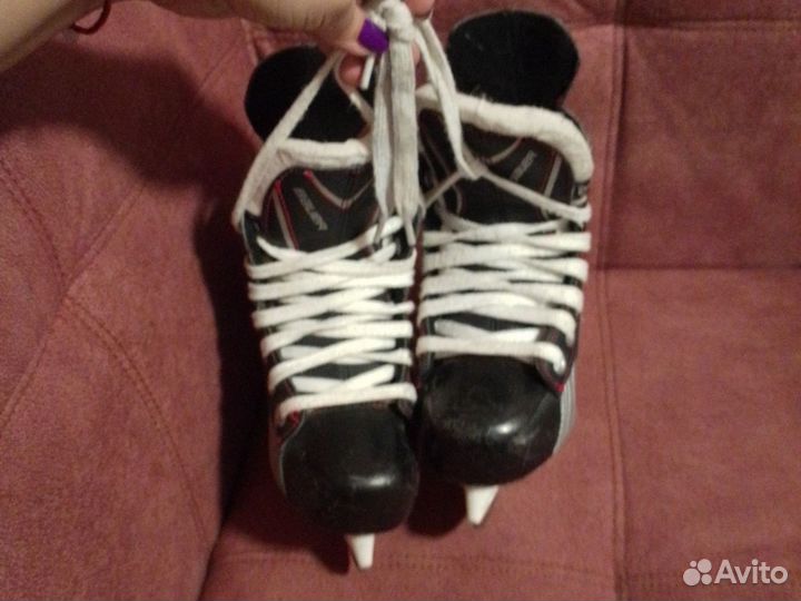 Хоккейные коньки bauer