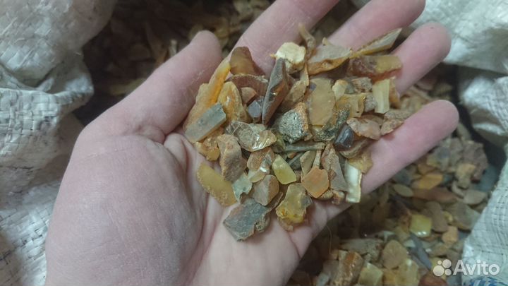 Обрезки янтарные