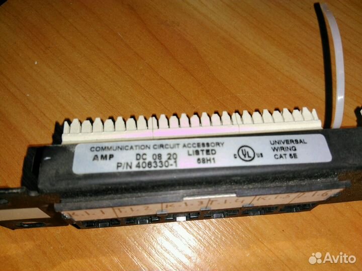 Патч панель AMP 406330-1 UTP cat.5e 24 порта