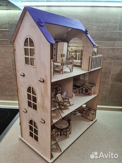 Детский игровой домик деревянный