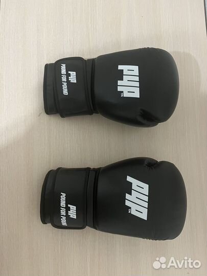 Боксерские перчатки 14 oz новые