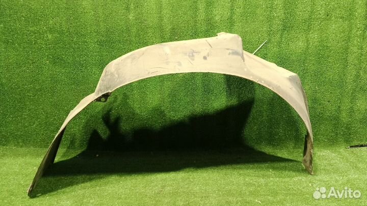 Передний правый подкрылок daewoo nexia