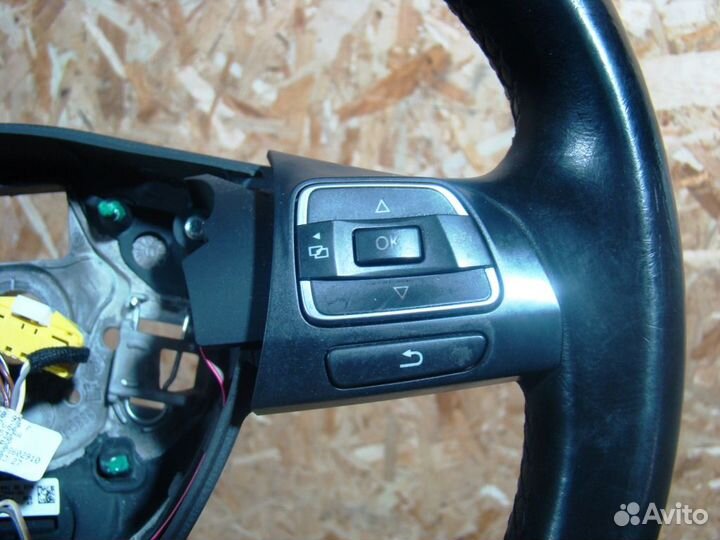 VW Passat B7 Рулевое колесо