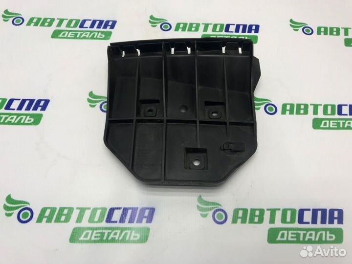 Кронштейн бампера задний правый Volvo V50 дизель