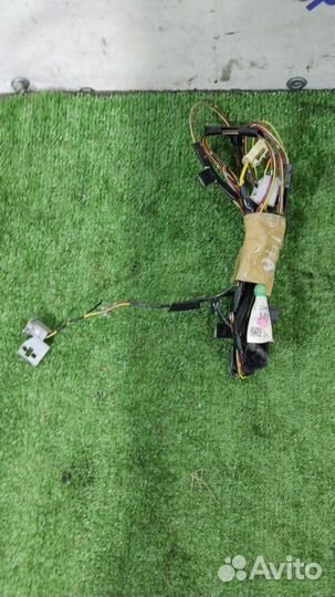 Проводка салона Mitsubishi L200 внедорожник 2.5