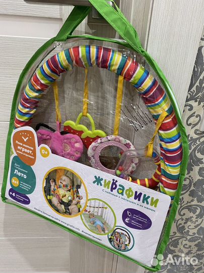 Развивающий коврик tiny love и дуга на коляску