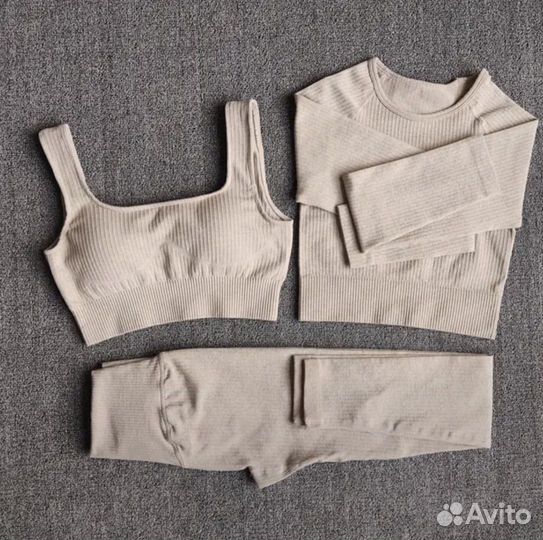 Костюм для йоги и фитнеса 40