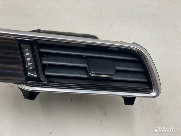 Накладка торпеды Toyota Camry V70 2018-2021