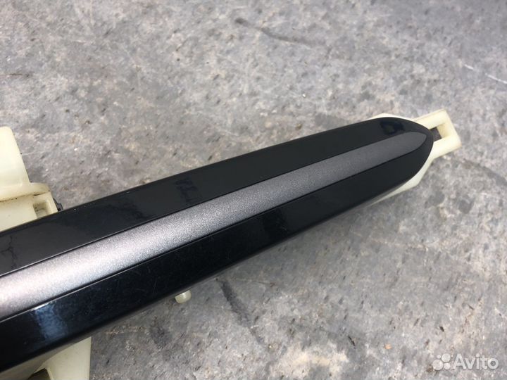 Зад Лев ручка Genesis 2