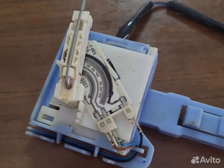 Датчик уровня топлива на VW Touareg NF