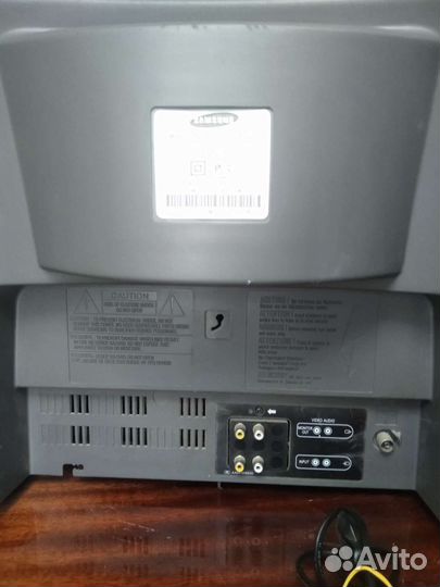 Телевизор б/у