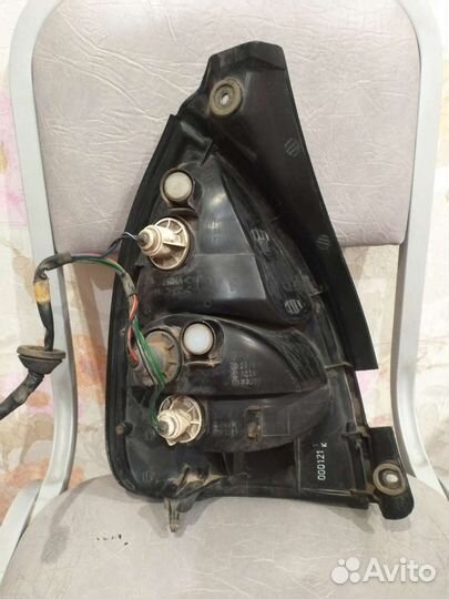 Фонарь задний правый Hyundai Lantra j2 универсал