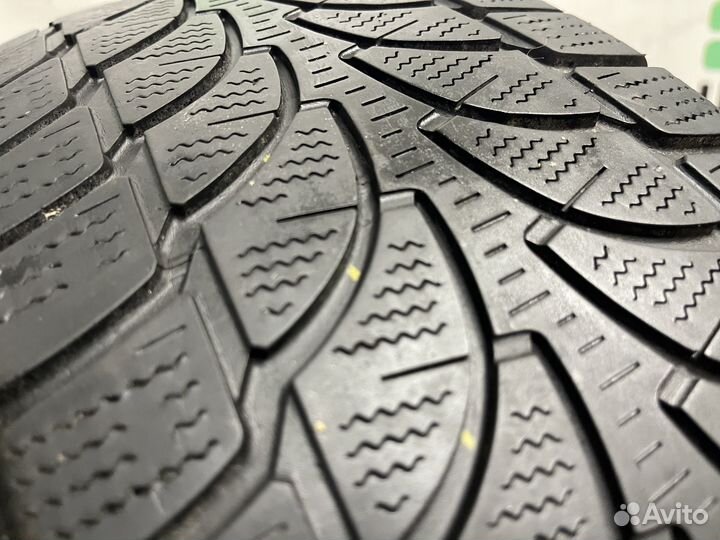 Bridgestone Blizzak LM-80 Evo 215/60 R16