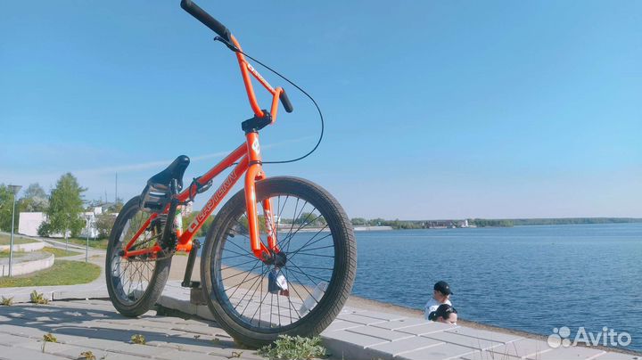 Продаётся велосипед BMX (бмх)