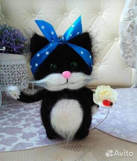 Пушистые котята(ручная работа)