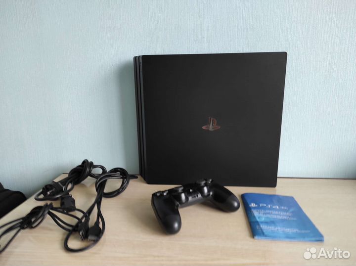 Sony playstation 4 Pro /4К и HDR/много топовых игр