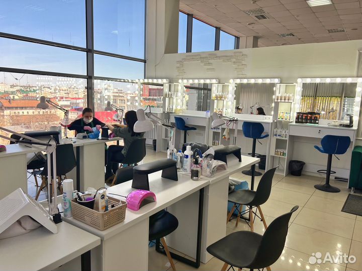 Маникюр+гель лак в салоне (мастер Виктория)