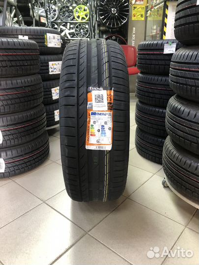 Tracmax X-Privilo S330 255/55 R20 20Z