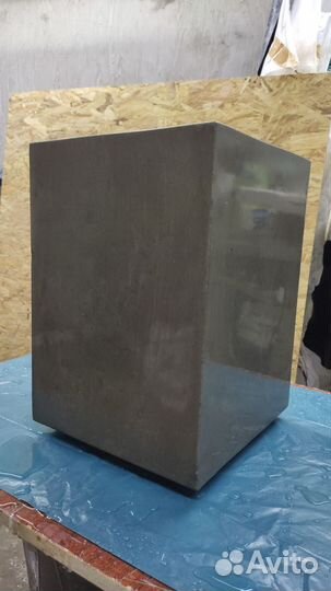 Бетонные вазоны, кашпо 30х30х42