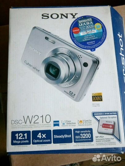 Цифровая фотокамера Sony Syber-shot DSC-W210
