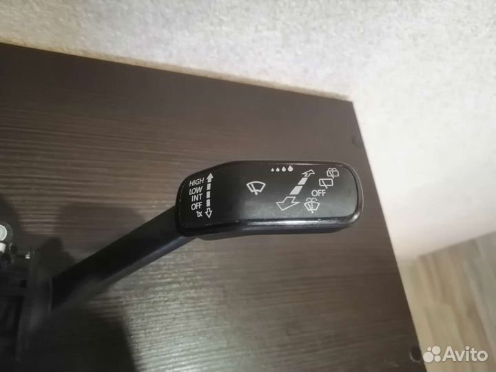 Подрулевой переключатель с круиз контролем skoda
