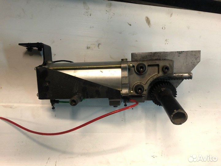 Цилиндр открывания двери Scania 4-Series 5-Series