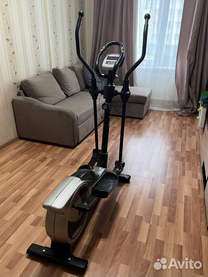 Эллиптический тренажер