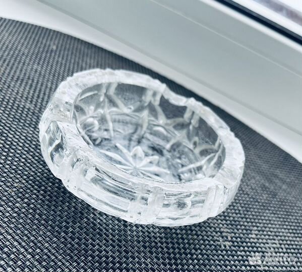 Хрустальная пепельница